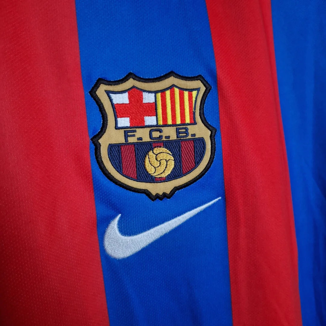 F.C BARCELONA 01/02