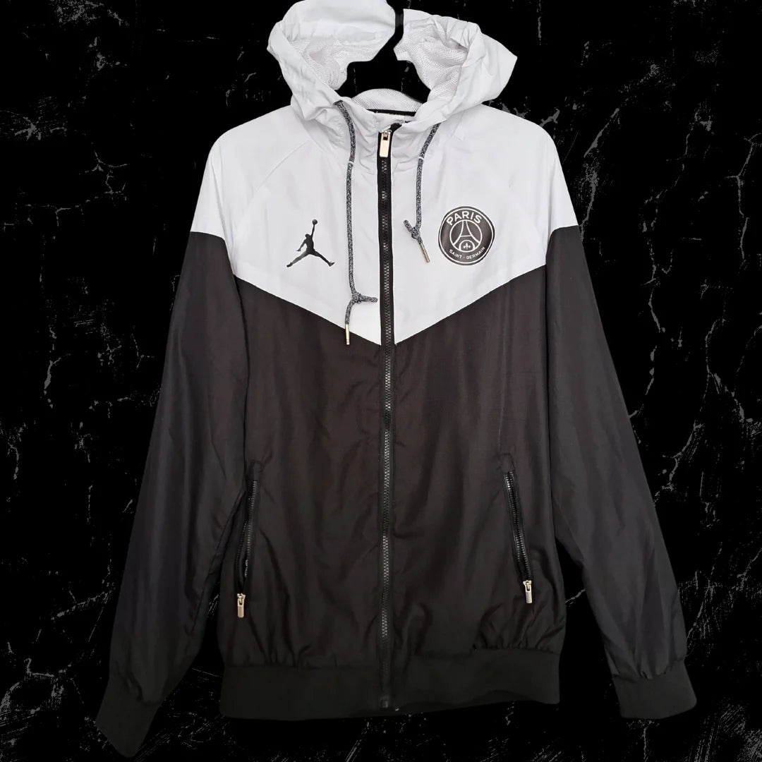 CHAQUETA PSG JORDAN NEGRA Y BLANCA