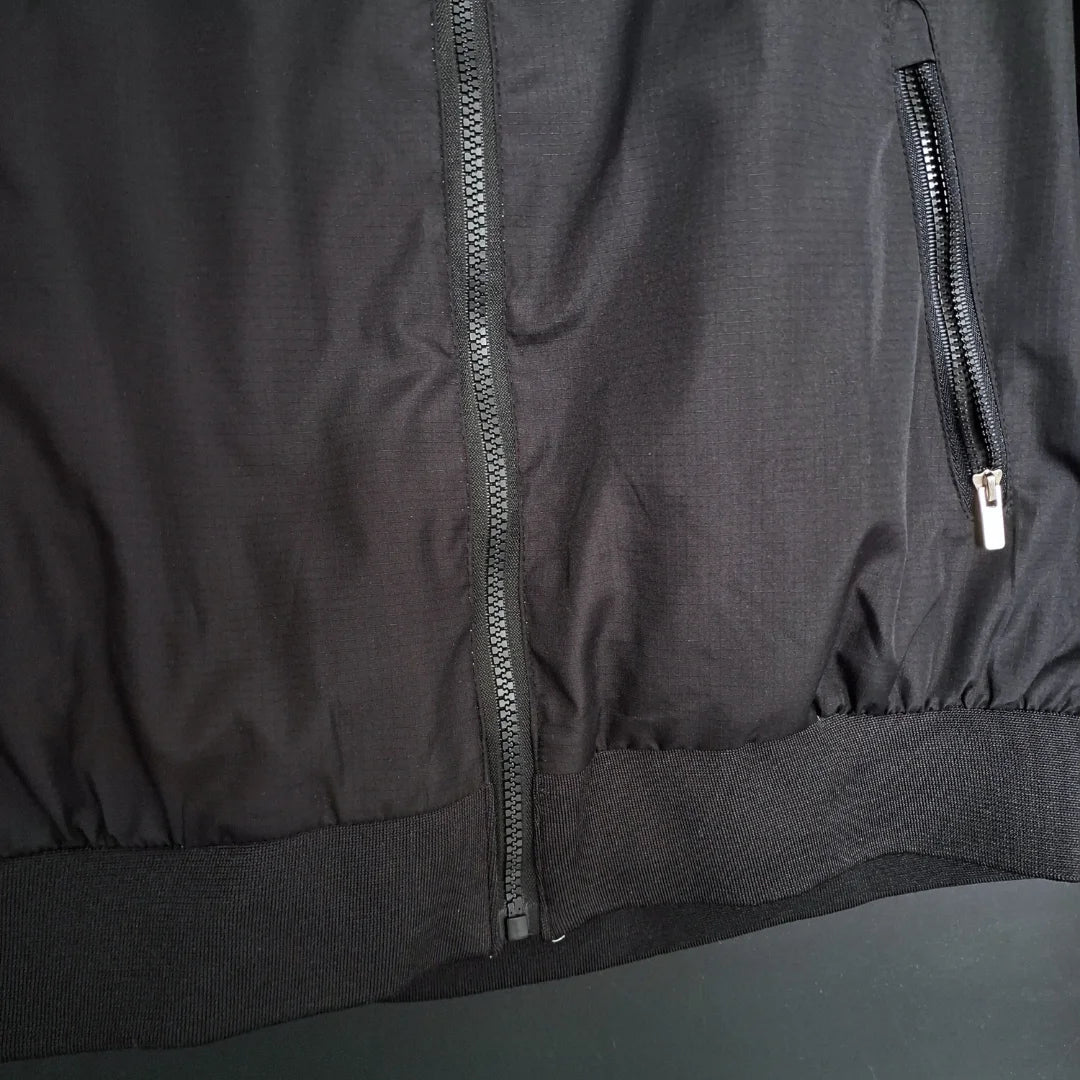 CHAQUETA PSG JORDAN NEGRA Y BLANCA