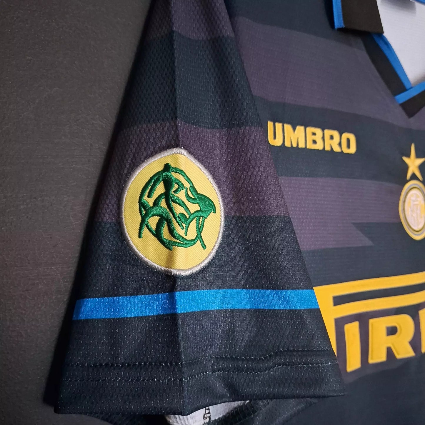 INTER DE MILÁN 98-99 VISITANTE