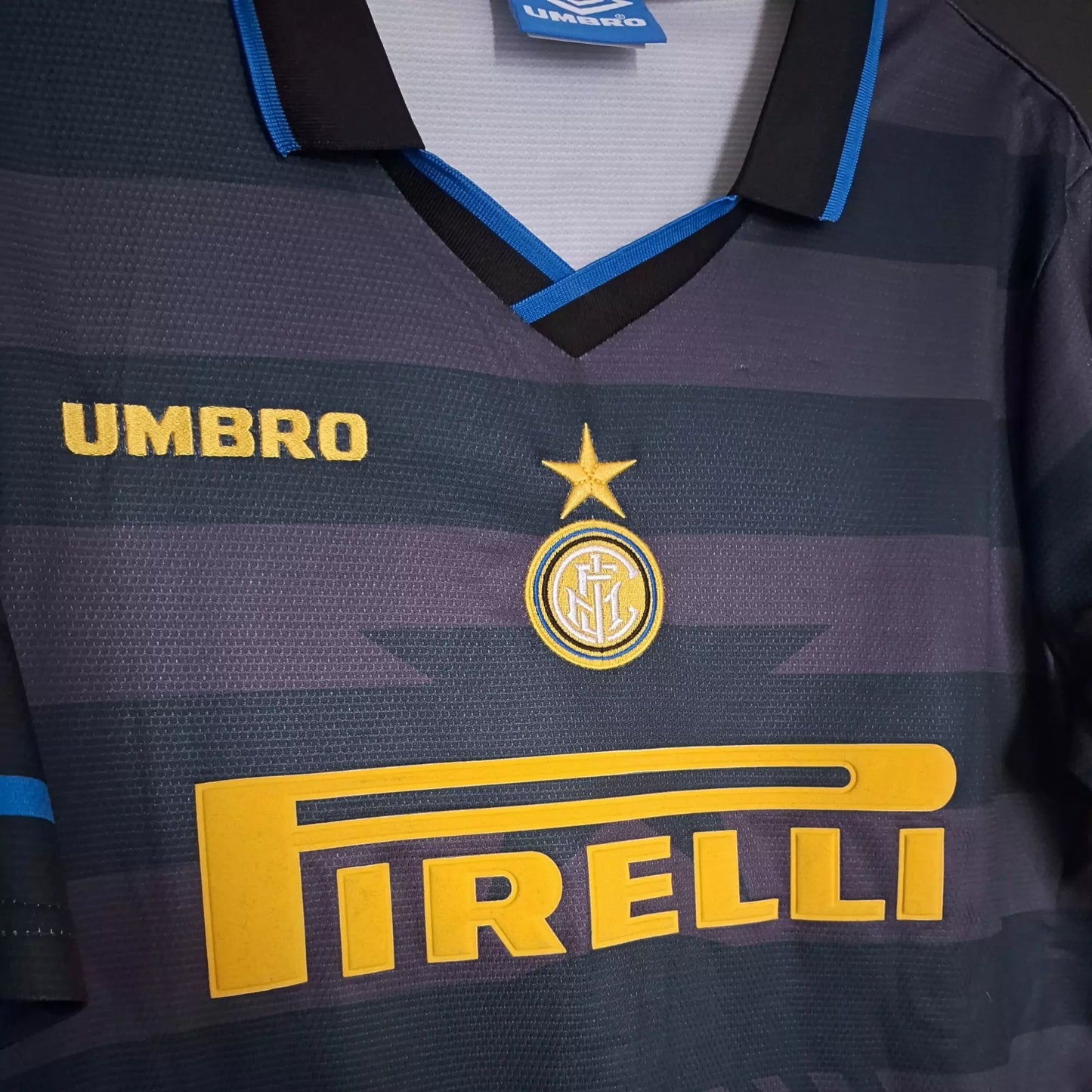 INTER DE MILÁN 98-99 VISITANTE