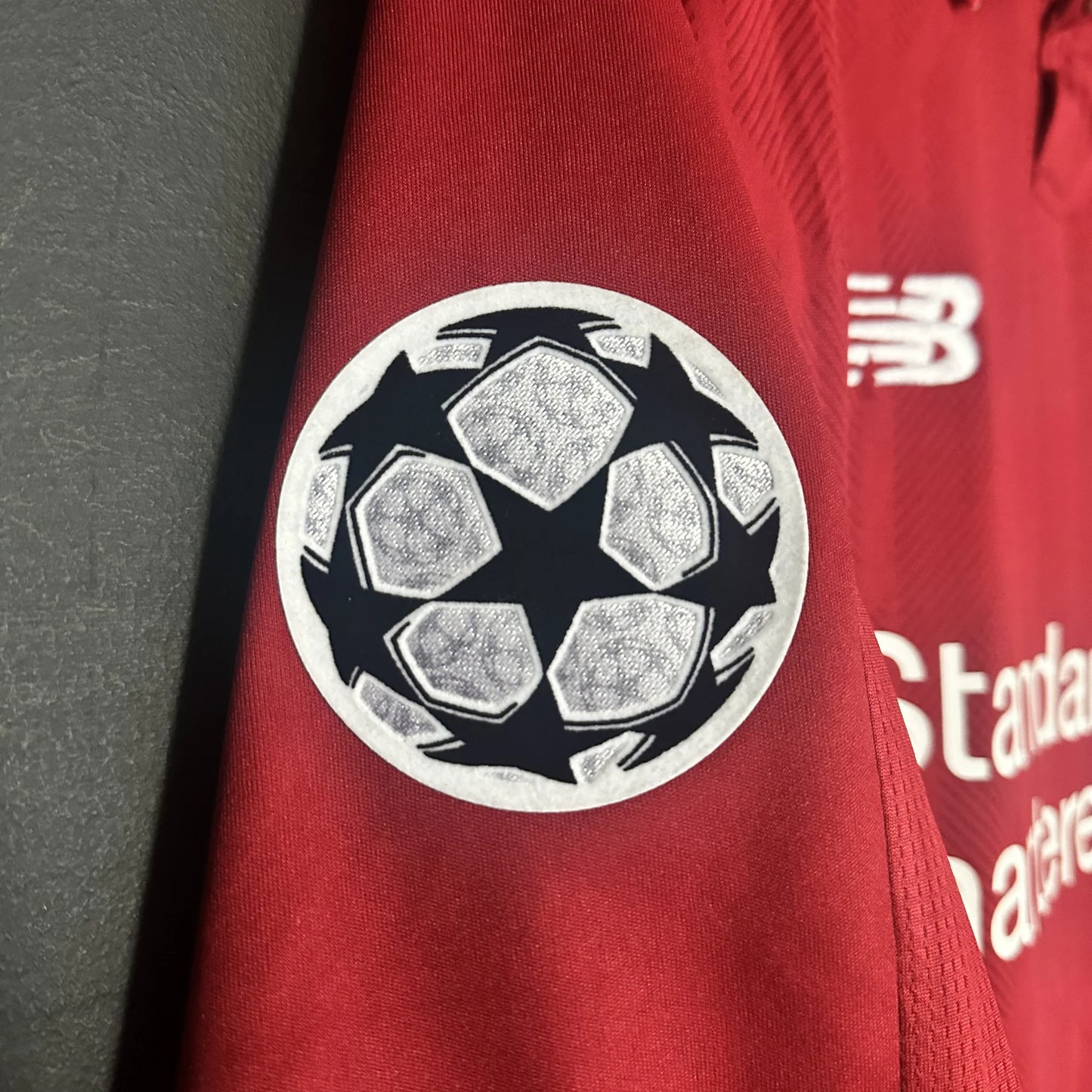 LIVERPOOL 18/19